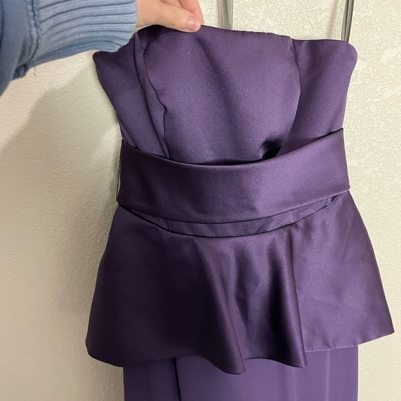 Vera Wang White Trumpet Royal Purple Floor Length Strapless Gown 2 - Picture 6 of 7